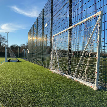 Meta de fútbol plegable de Q-FOLD 5 x 2m
