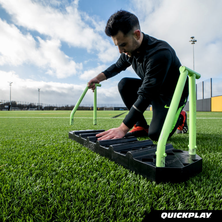 REPLAY Station Football Rebound Board - QUICKPLAY EU